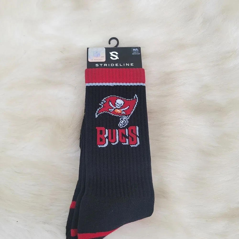 Tampa Bay Buccaneers NFL Strideline Men M/L Premium Knit Crew - Fan Logo blk/red